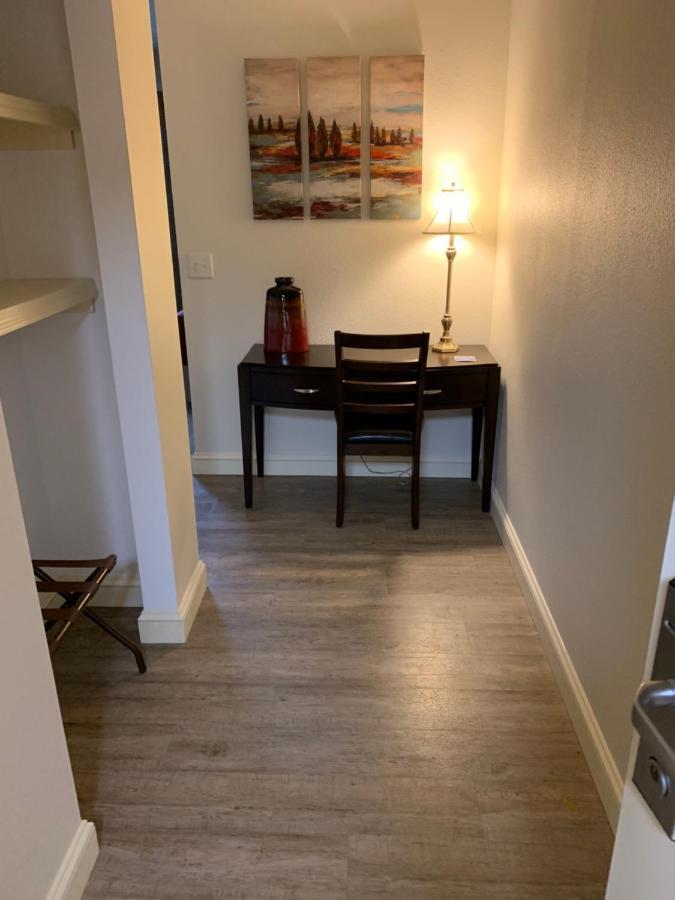 Mccoy'S Inn Ripley Екстер'єр фото
