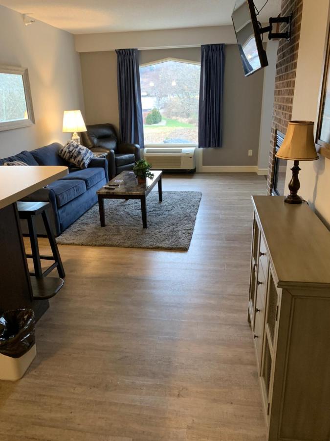 Mccoy'S Inn Ripley Екстер'єр фото